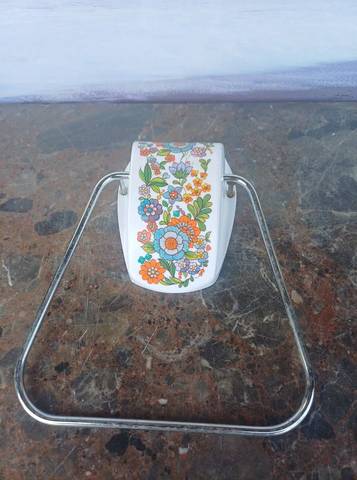 Porte serviette vintage fleuri