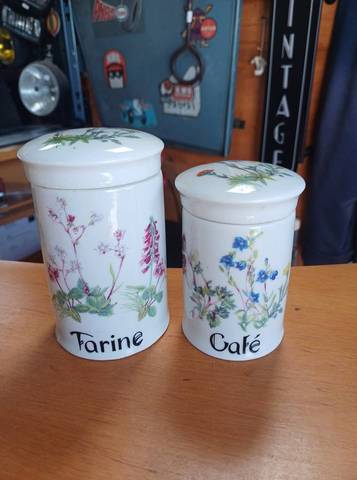 2 Pots porcelaine Lourioux
