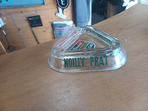 Cendrier publicitaire noilly prat