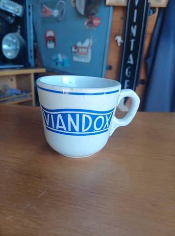 Tasse vintage viandox