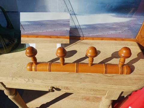 Porte manteaux 4 patères en bois