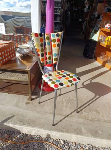 Chaise vintage 60's Motifs pois