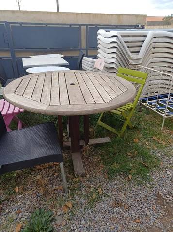Table ronde bois exotique 120cm