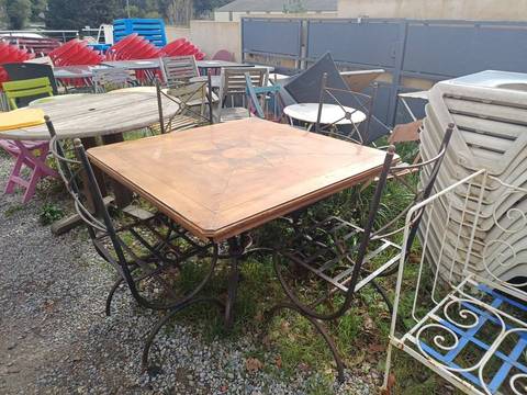 Table de jardin vintage modulable – Fer forgé et Bois (Marqueterie)