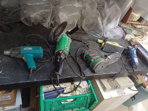 Lot electroportatif a l'unité