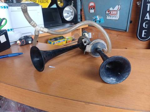 Klaxon pneumatique vintage FIAMM Tipo TC/2 - 2 trompes