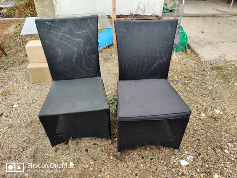 2 chaises textilenes avec coussin