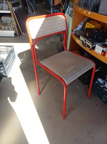 Chaise vintage années 60/70 tubulaire rouge — Motif à carreaux (Style Formica / Pop Art)