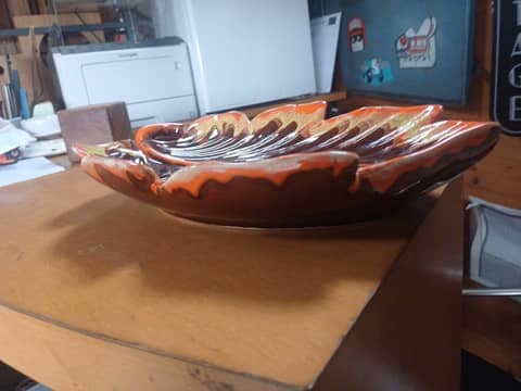 Grand plat feuille céramique Vallauris vintage 70s - Orange & Marron – photo 10