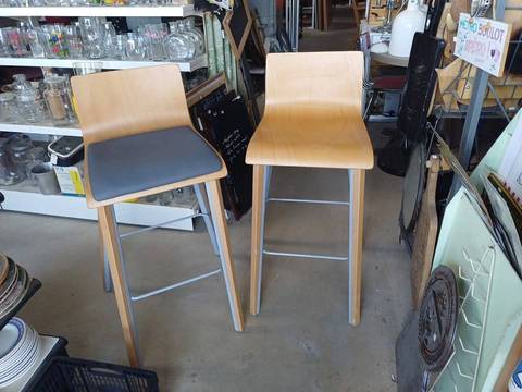 Tabourets de Bar / Chaises Hautes Confort – Modèles d'Exposition NEUFS (Matériel Pro / Vente Unité)