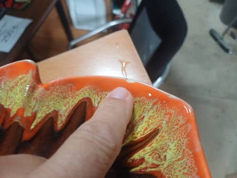 Grand plat feuille céramique Vallauris vintage 70s - Orange & Marron – photo 9