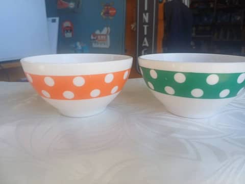 Paire de Bols Vintage Arcopal à Pois Orange et Vert - Années 70 Pop Art   polka – photo 2