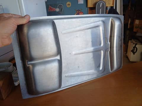 Plat à découper vintage en inox avec pics – Made in England – photo 8