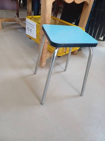 Tabouret vintage en formica bleu / style rétro scandinave 60/70's – photo 2