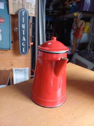 Ancienne cafetière en tôle émaillée rouge vintage / Verseuse rétro – photo 4
