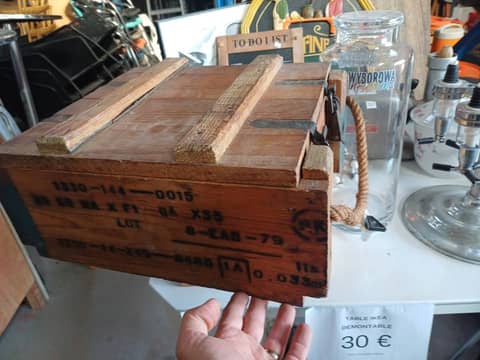 Caisse militaire en bois d'origine Armée Française (1979) – Déco industrielle / Militaria – photo 4